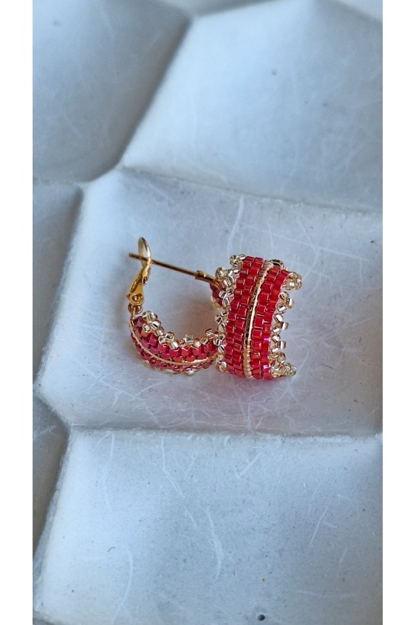 Χειροποίητο κρικάκι με πλέξιμο από γιαπωνέζικες χάντρες Miyuki κόκκινο-χρυσό