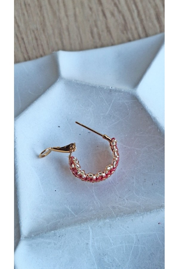 Χειροποίητο κρικάκι με πλέξιμο από γιαπωνέζικες χάντρες Miyuki κόκκινο-χρυσό