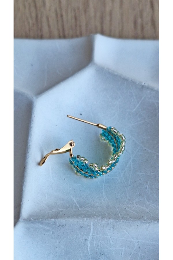 Χειροποίητο κρικάκι με πλέξιμο από γιαπωνέζικες χάντρες Miyuki τιρκουάζ-χρυσό