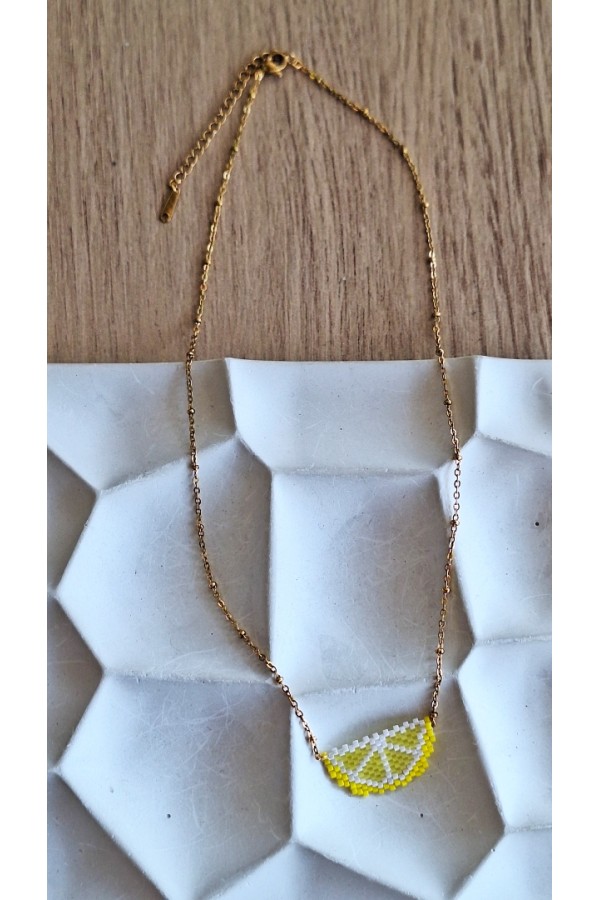 Χειροποίητο κολιέ με λεμονάκι από χάντρες Miyuki