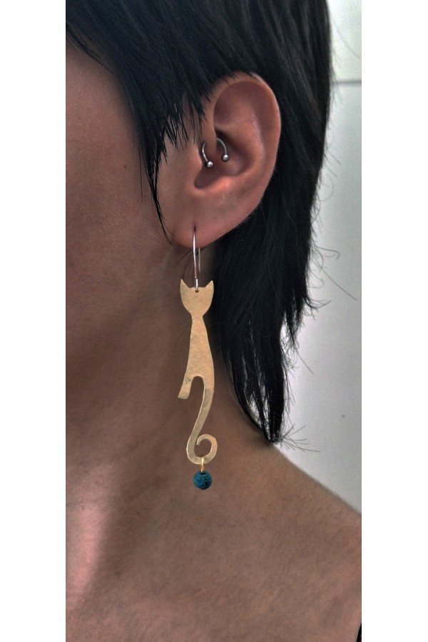 Χειροποίητα κρεμαστά σκουλαρίκια με φιγούρες μικρή και μεγάλη γάτα