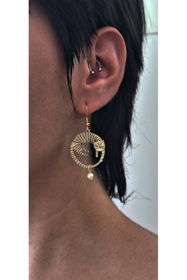 Χειροποίητα Σκουλαρίκια “Γατούλες”  με πέρλα