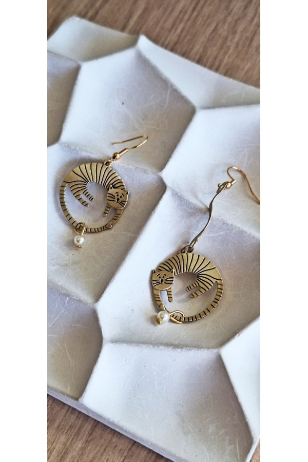 Χειροποίητα Σκουλαρίκια “Γατούλες”  με πέρλα