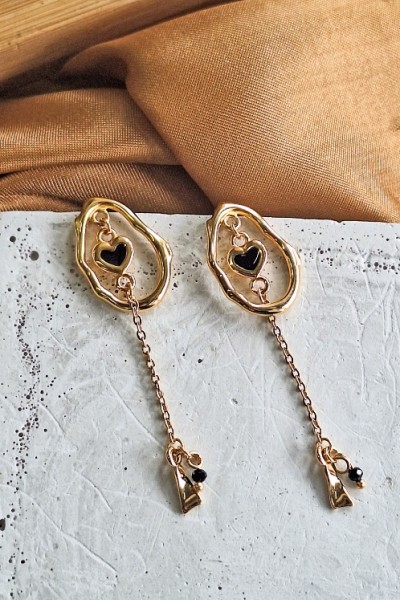 Noir Motion σκουλαρίκι επίχρυσο με μαύρη καρδιά Noir Motion σκουλαρίκι επίχρυσο με μαύρη καρδιά