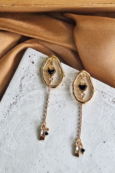 Noir Motion σκουλαρίκι επίχρυσο με μαύρη καρδιά Noir Motion σκουλαρίκι επίχρυσο με μαύρη καρδιά