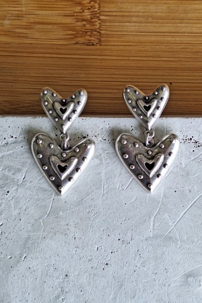 Σκουλαρίκια “Double Heart” επάργυρα μαύρο σμάλτο Σκουλαρίκια “Double Heart” επάργυρα μαύρο σμάλτο