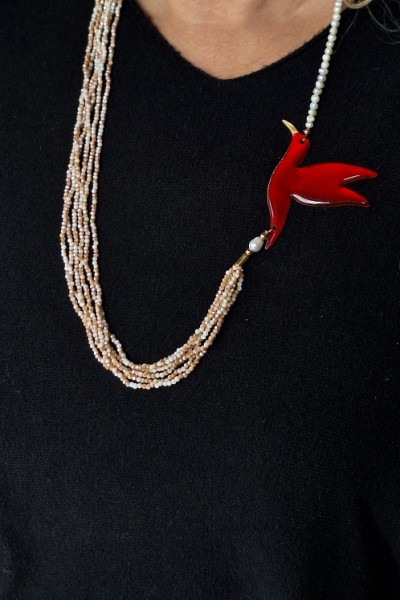Χειροποίητο Κολιέ με Κόκκινο Πουλί, Κρύσταλλα & Μαργαριτάρια Χειροποίητο Κολιέ με Κόκκινο Πουλί, Κρύσταλλα & Μαργαριτάρια
