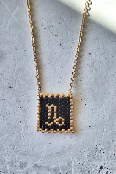 Χειροποίητο Κολιέ με Ζώδιο Αιγόκερως Πλεγμένο με Γιαπωνέζικες Χάντρες Miyuki Μαύρο-Χρυσό