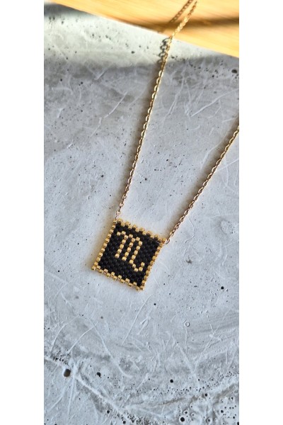 Χειροποίητο Κολιέ με Ζώδιο Σκορπιός Πλεγμένο με Γιαπωνέζικες Χάντρες Miyuki Μαύρο-Χρυσό