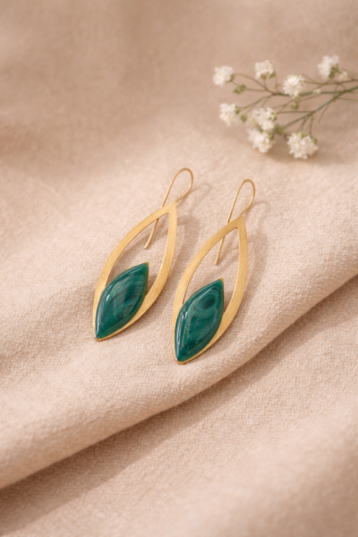 Χειροποίητο σκουλαρίκι δάκρυ σε πράσινο