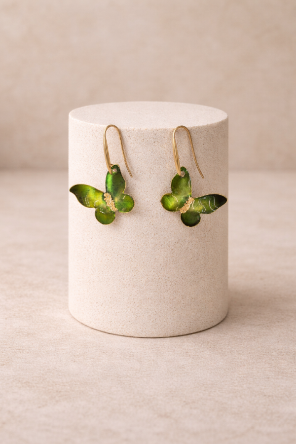 Χειροποίητο σκουλαρίκι πεταλούδα λαχανί 