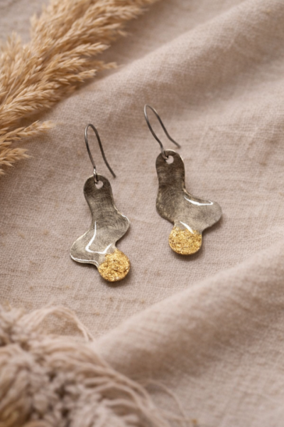 Χειροποίητα σκουλαρίκια σε ακανόνιστο σχήμα ασημί