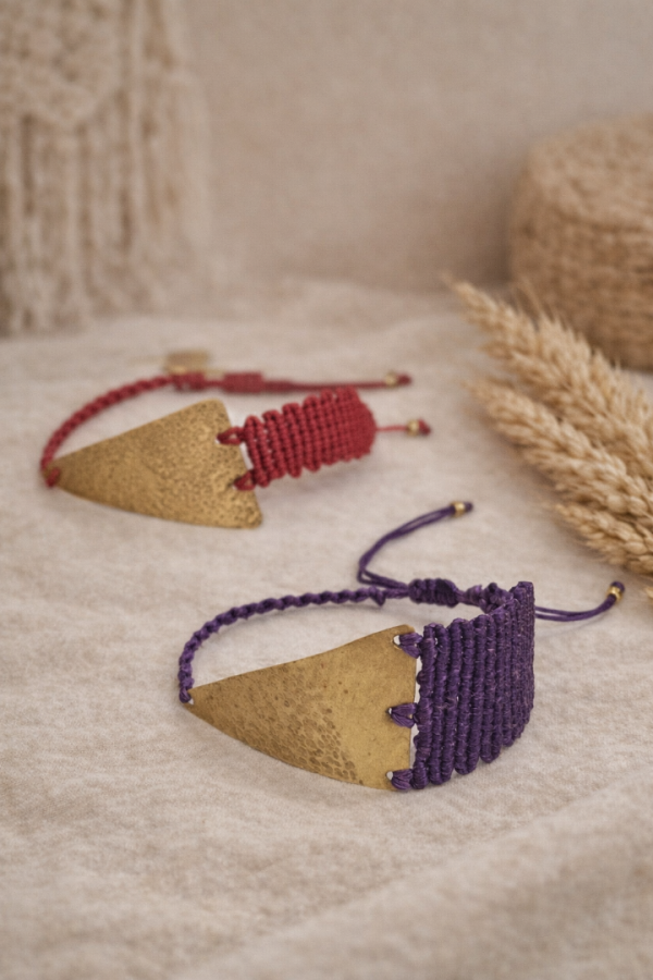 Χειροποίητο βραχιόλι μωβ macrame